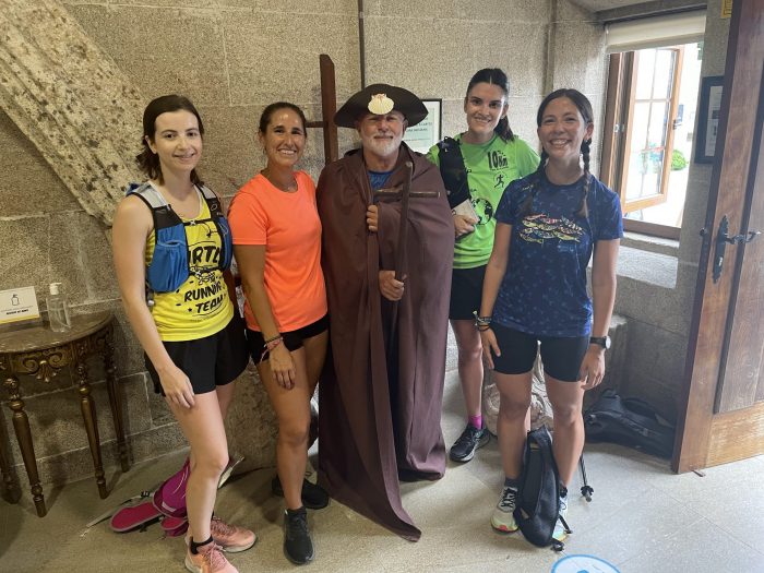 Camino de Santiago corriendo crazy zings green corner